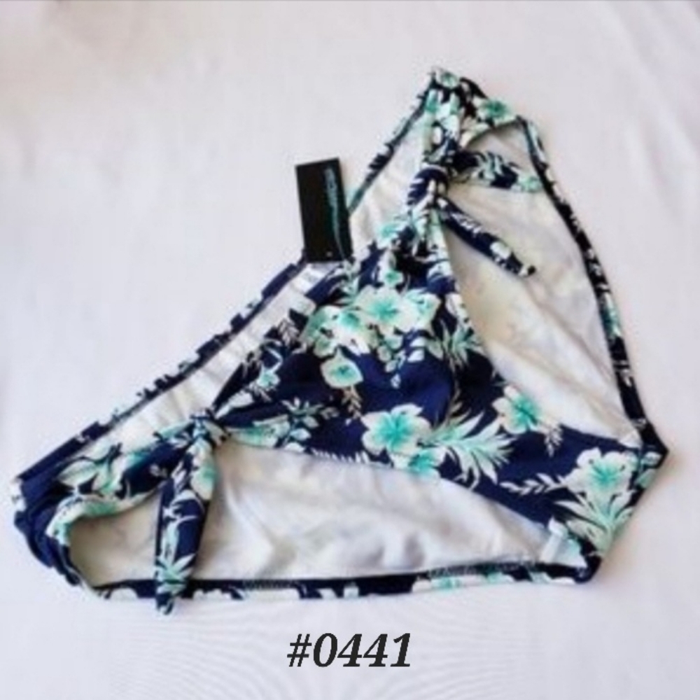 ❤️NWT❤️Marie Meili  navy bikini bottoms with teal hibiscus flowers Size XL🤍
